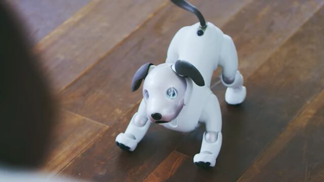 Aibo, el perro robot de Sony.