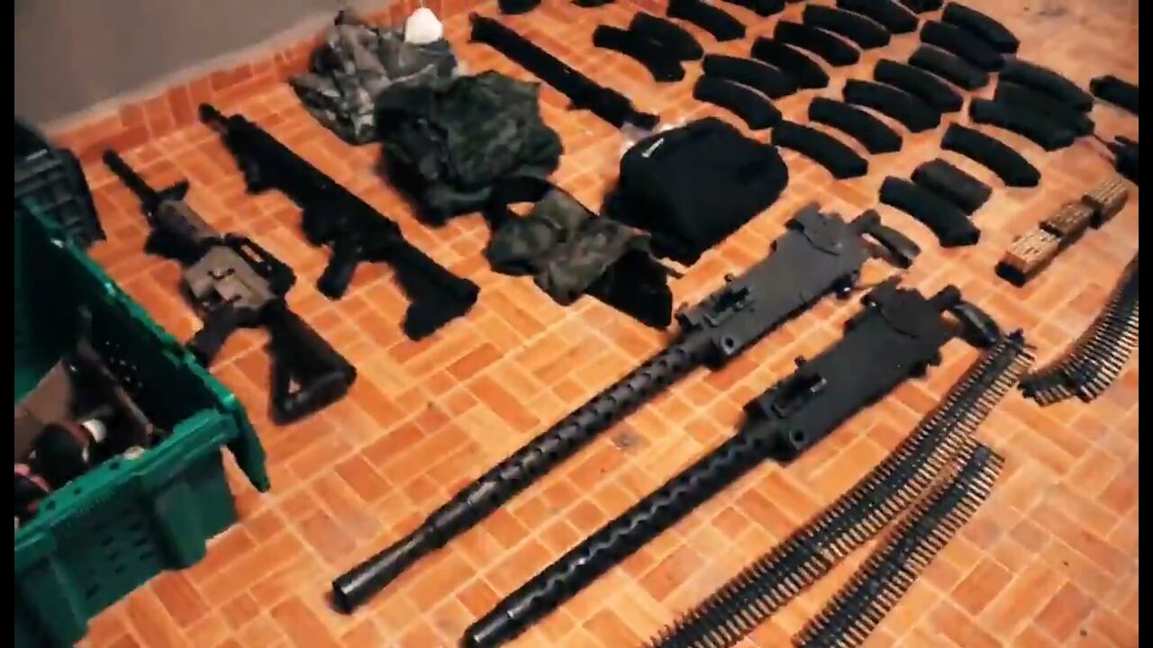 Aseguran arsenal y equipo táctico que perteneció al Cartel Santa Rosa de Lima