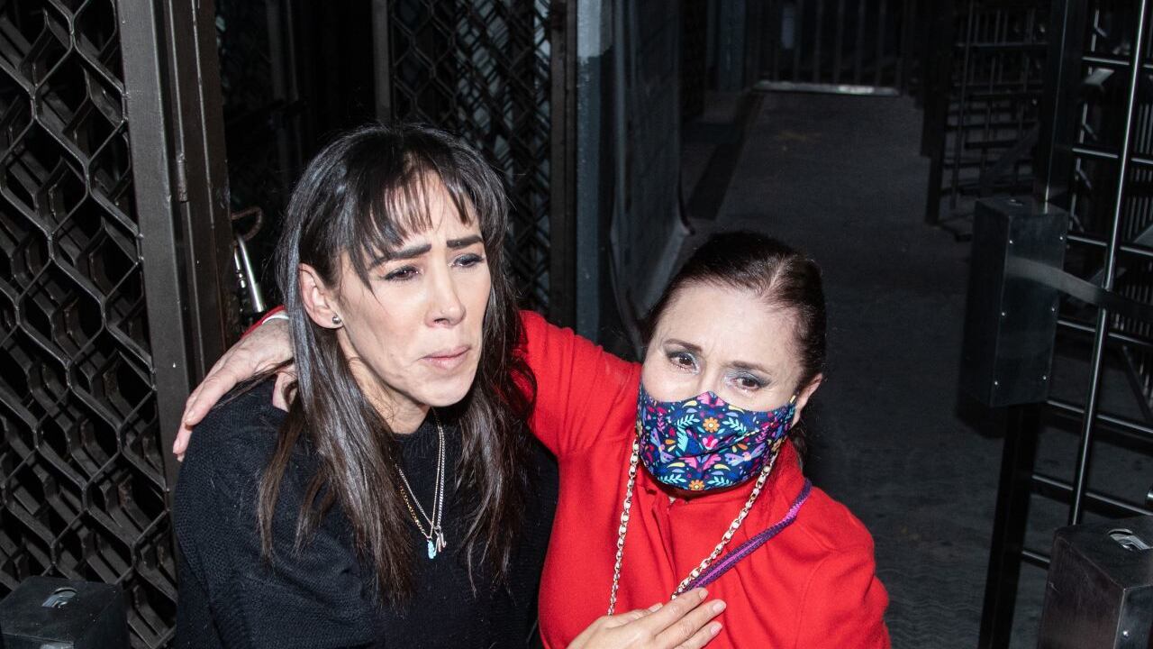 Rosario Robles escribe artículo para contar su experiencia en la cárcel