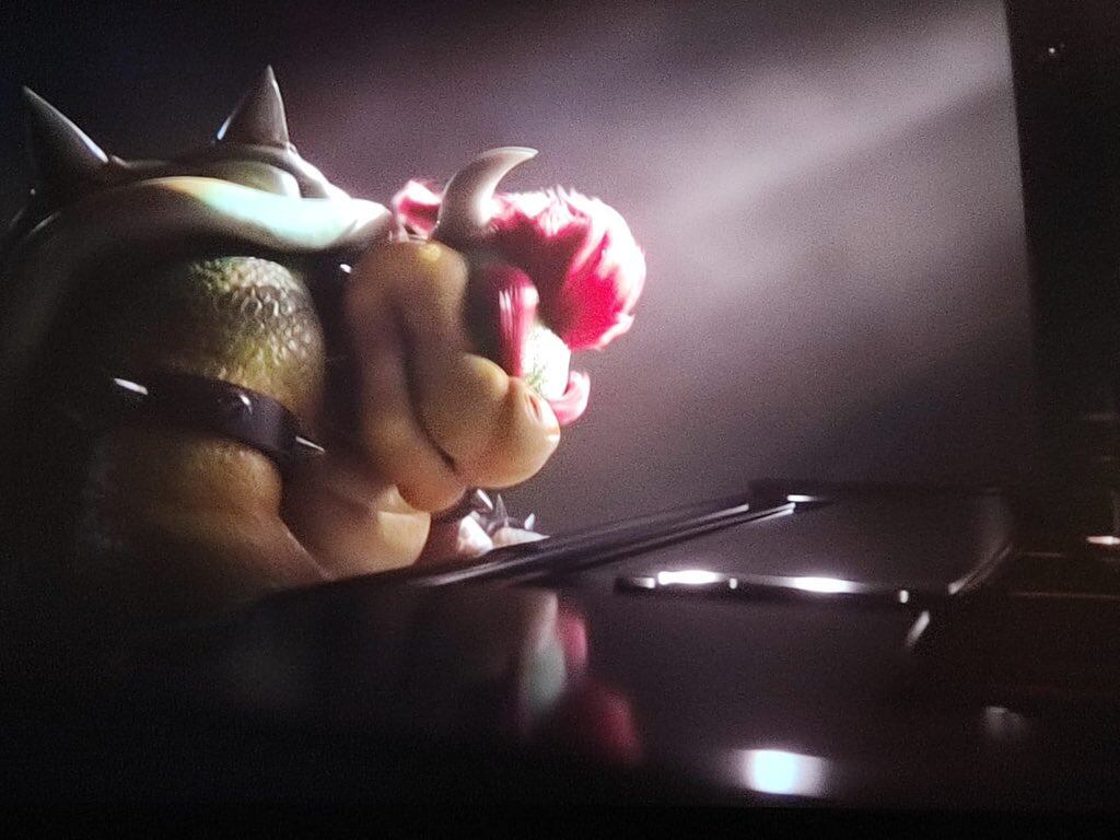Bowser cantando Peaches en Super Mario Bros. La Película