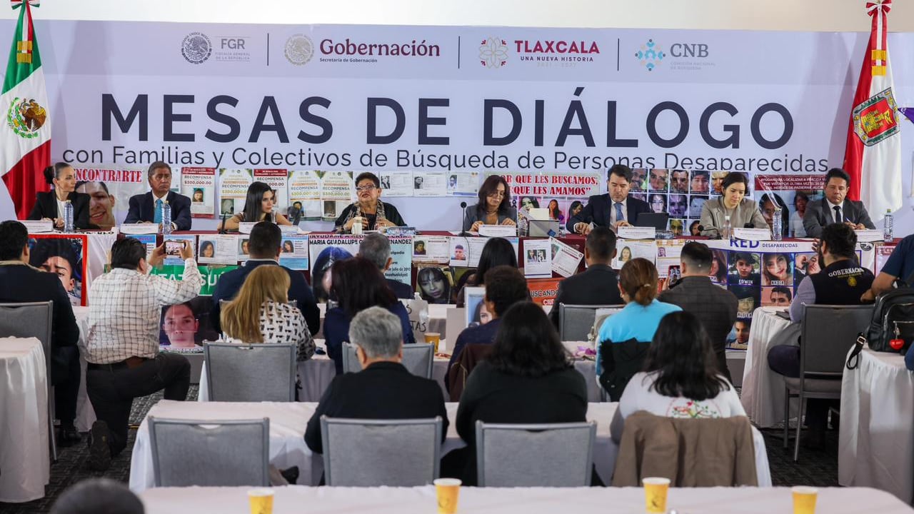 FGR fortalece Estrategia Nacional de Búsqueda en reunión con colectivos y familias en Tlaxcala