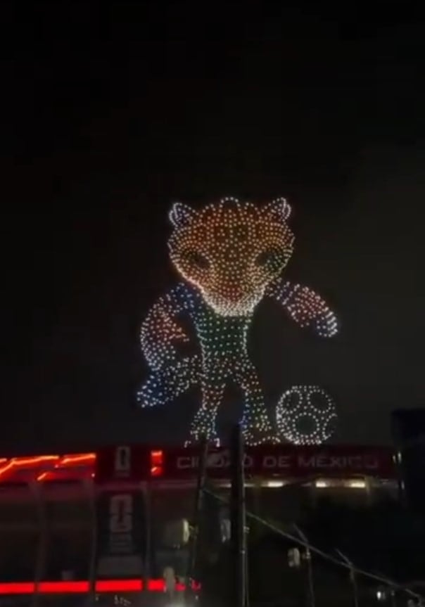 Imágenes show de drones Estadio Banorte Mundial 2026