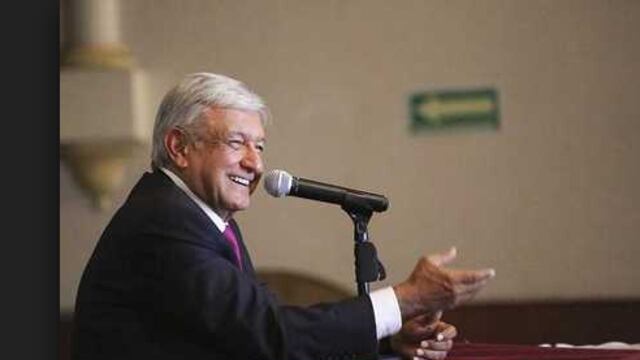AMLO se levantó dos veces de la lona para encabezar la primera alternancia hacia la izquierda.