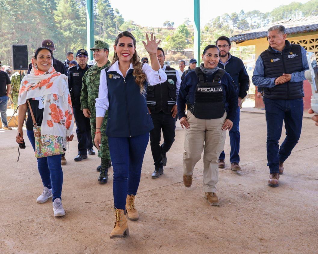 Evelyn visitó la comunidad de El Durazno