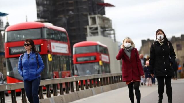 Variante de Ómicron es detectada en Reino Unido; hay varios casos