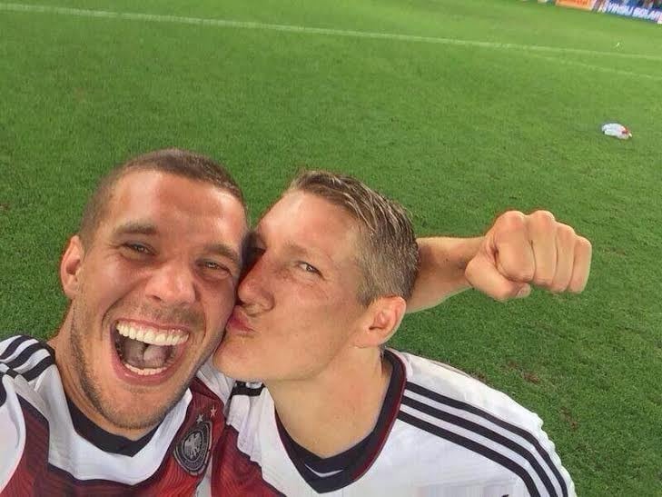 Lukas Podolski y Bastian Schweinsteige