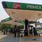 Gobierno pide a gasolineras no especular con el precio del litro de la gasolina