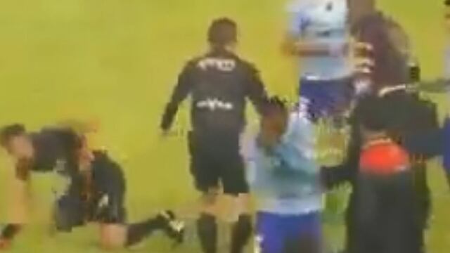 Árbitro fue agredido en pleno partido