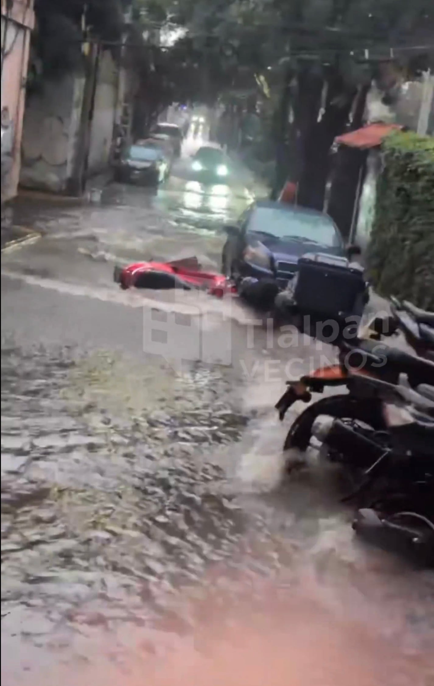 Sur de CDMX bajo el agua: lluvias dejan inundaciones en Tlalpan y Coyoacán