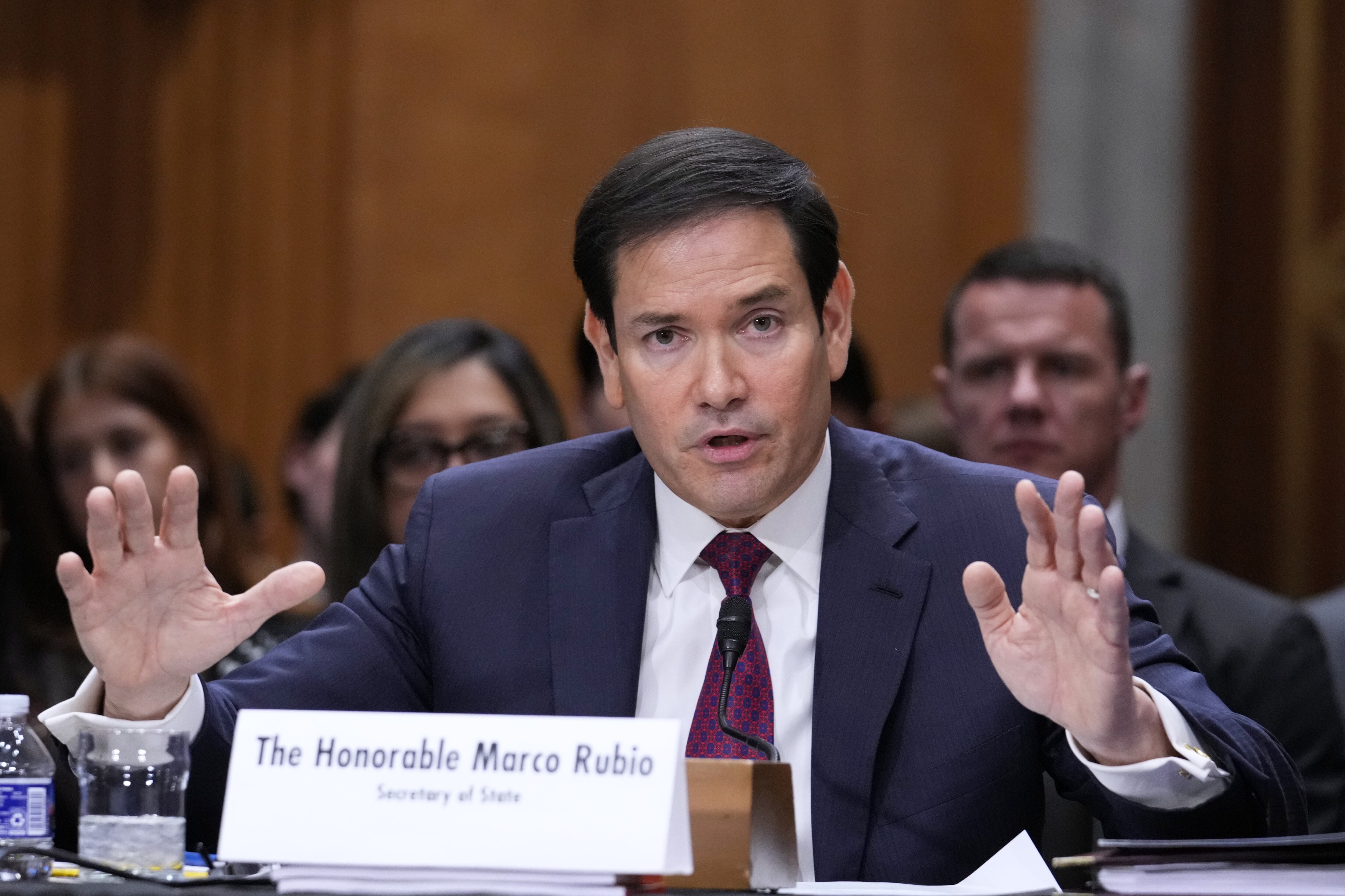 Marco Rubio da su testimonio ante el Senado en el caso contra Nicolás Maduro