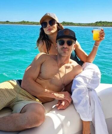 Fabricio Mercado y Silvia Navarro