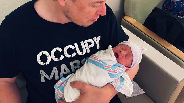 Elon Musk y su hijo X Æ A-XII