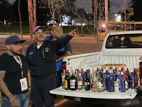 COYOACÁN RETIRA PUESTOS AMBULANTES Y CERVECERÍAS DE SU VÍA PÚBLICA