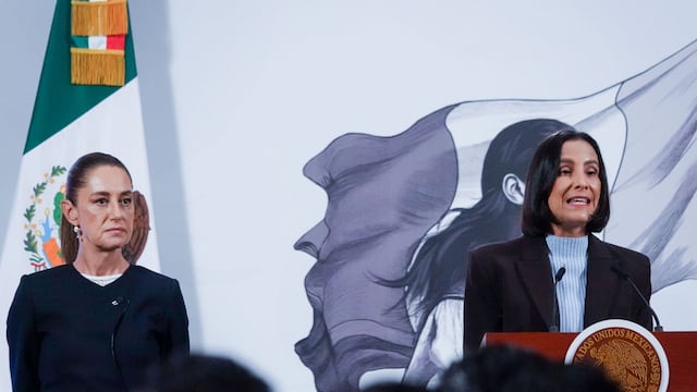 Claudia Sheinbaum Pardo, presidenta de México, y Luz Elena González Escobar, secretaria de Energía