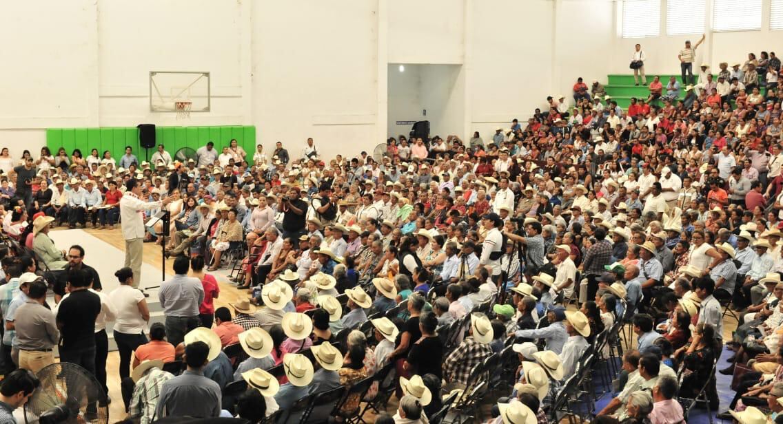Las pensiones para el bienestar de adultos mayores y con discapacidad se incrementarán a dos mil 620 pesos, de acuerdo al gobernador.