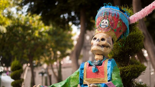 Día de Muertos 2024: ¿por qué no poner en el altar a una persona recién fallecida?