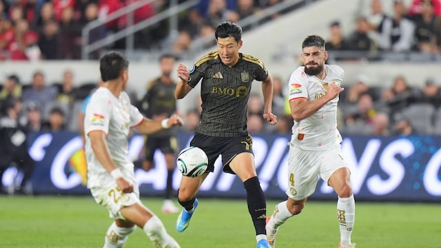 LAFC humilla a Toluca y se acerca a la final de la Concachampions.