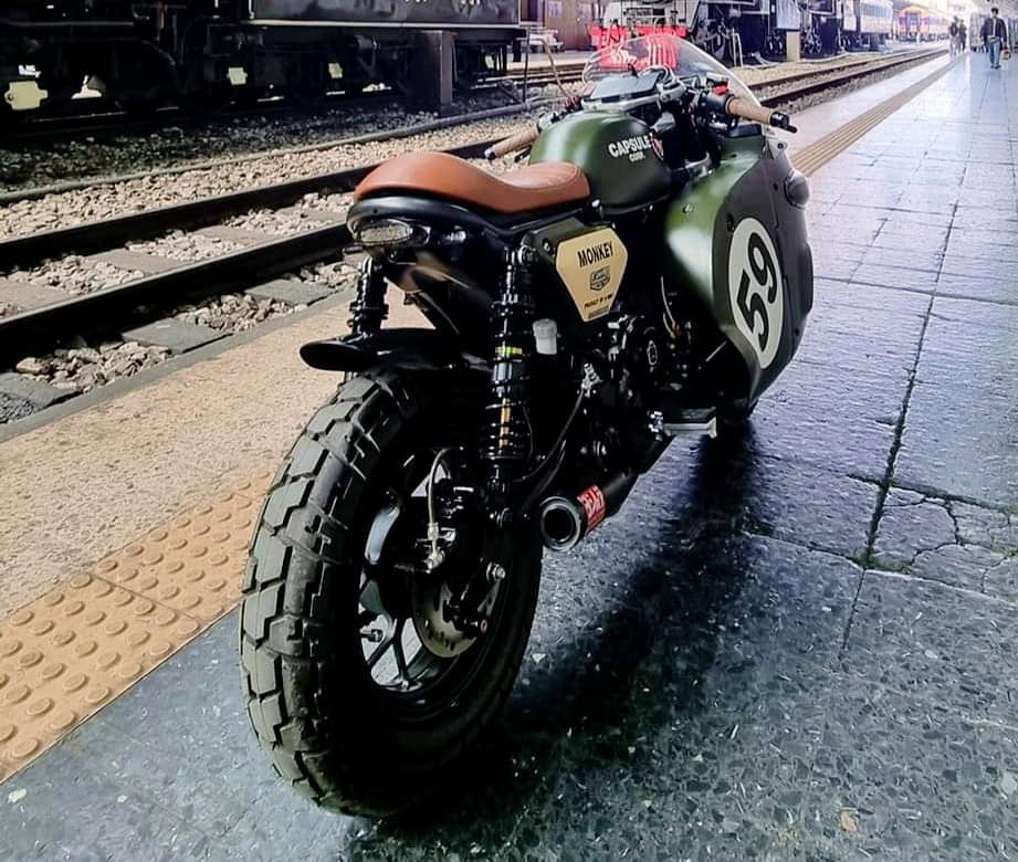 Recrean motocicleta de Bulma de Dragon Ball