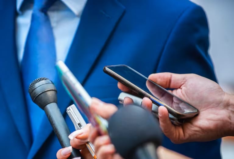 ¡Feliz Día del Comunicólogo! frases de periodistas famosos para dedicar hoy 12 de mayo