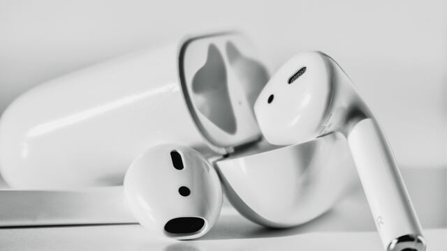 AirPods