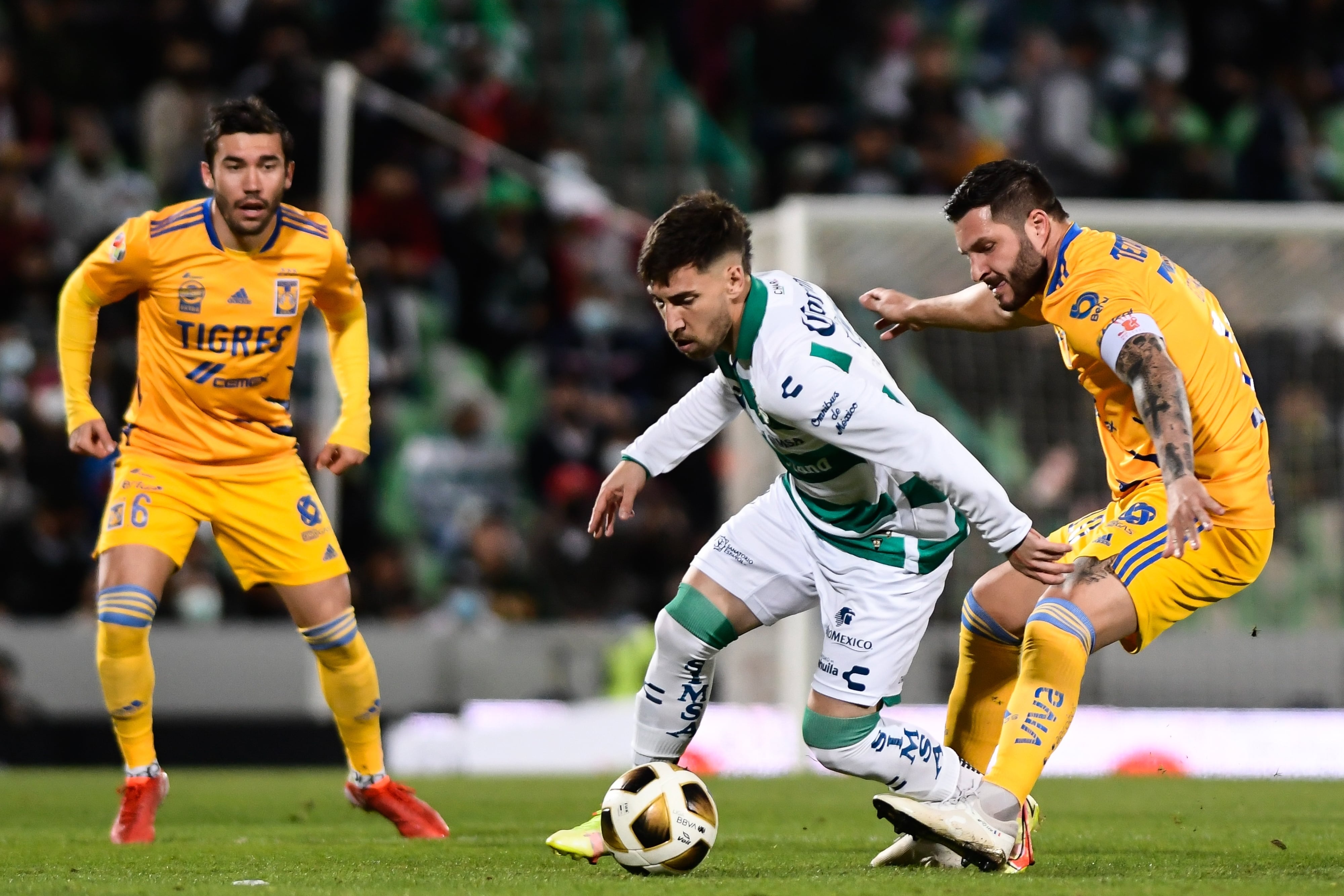 Santos Laguna vs. Cñub Tigres