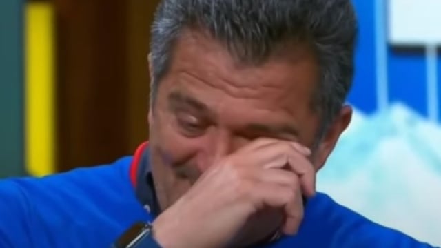 Carlos Hermosillo llora por campeonato de Cruz Azul