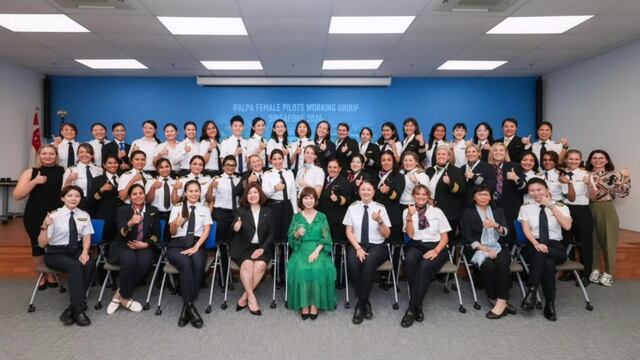 Reunión de la IFALPA en Singapur