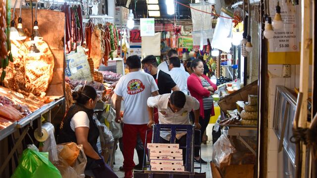 Los mercados seguirán ofreciendo servicio a la población
