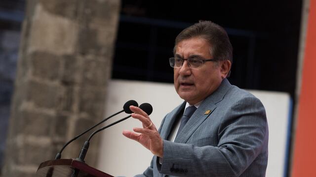 Morena: Alfonso Cepeda, líder del SNTE, busca sumar 1 millón de maestros al partido