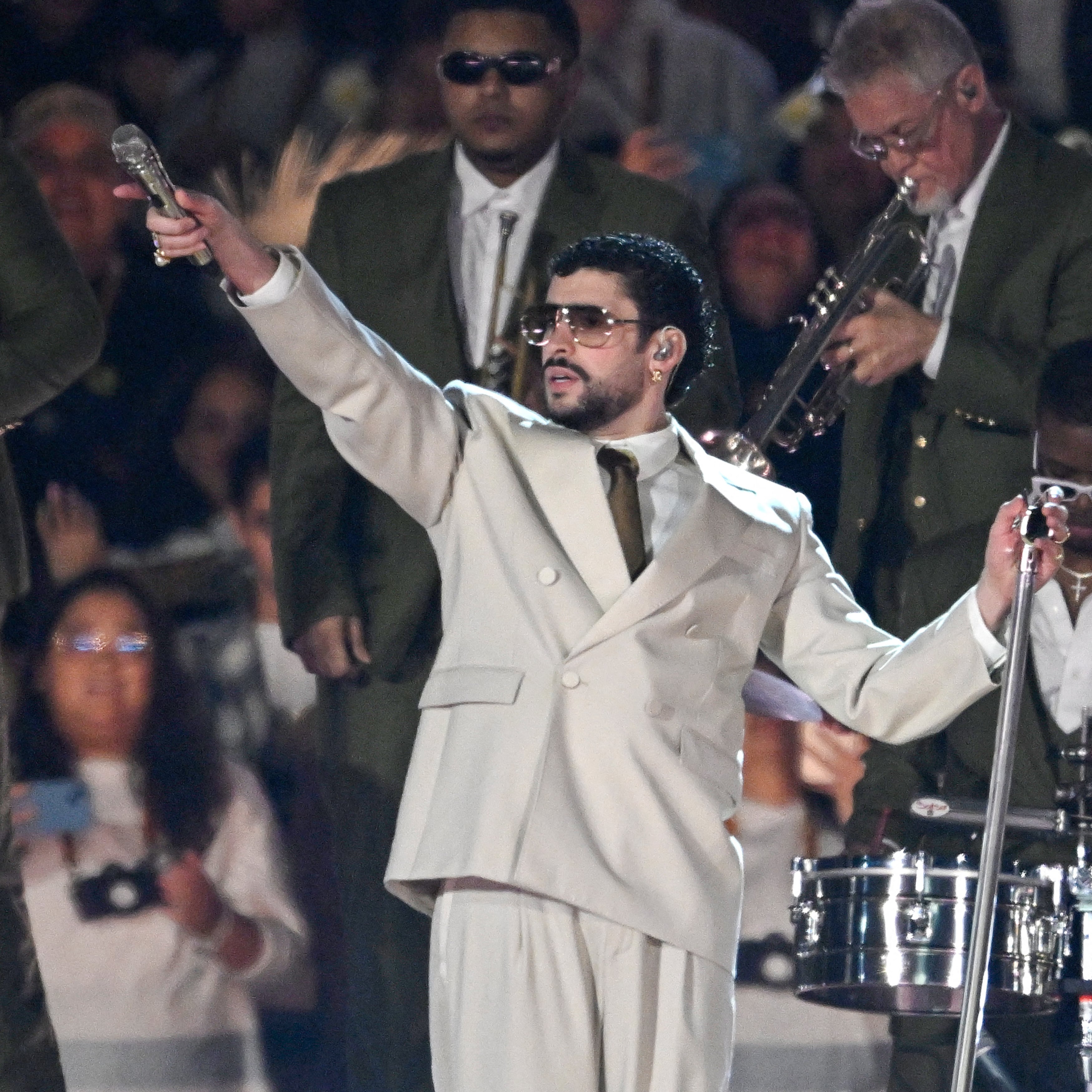 Bad Bunny deja un mensaje de despedida a México y promete volver