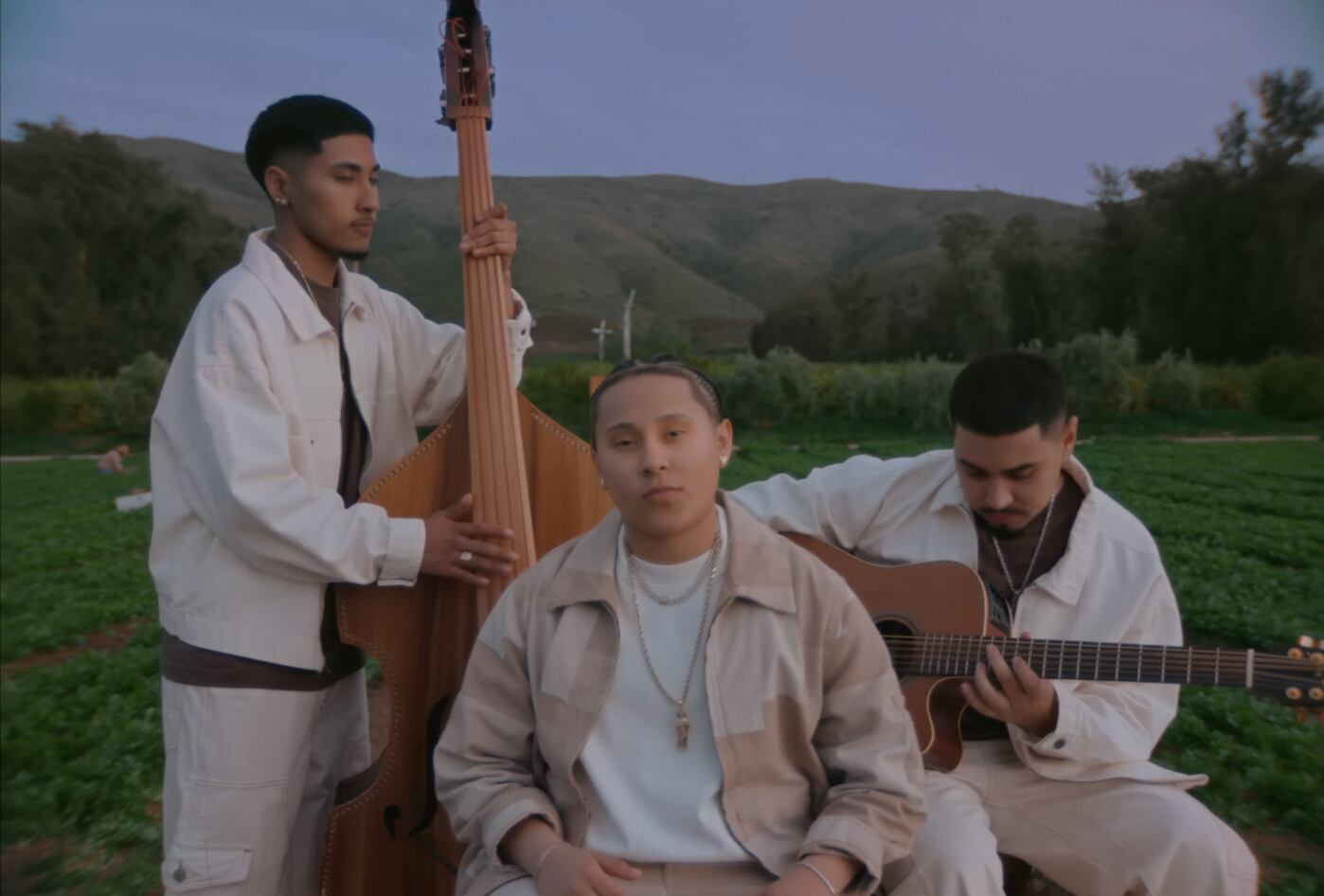 Yahritza Y Su Esencia en "Qué puedo perder", canción con HYBE Corporation