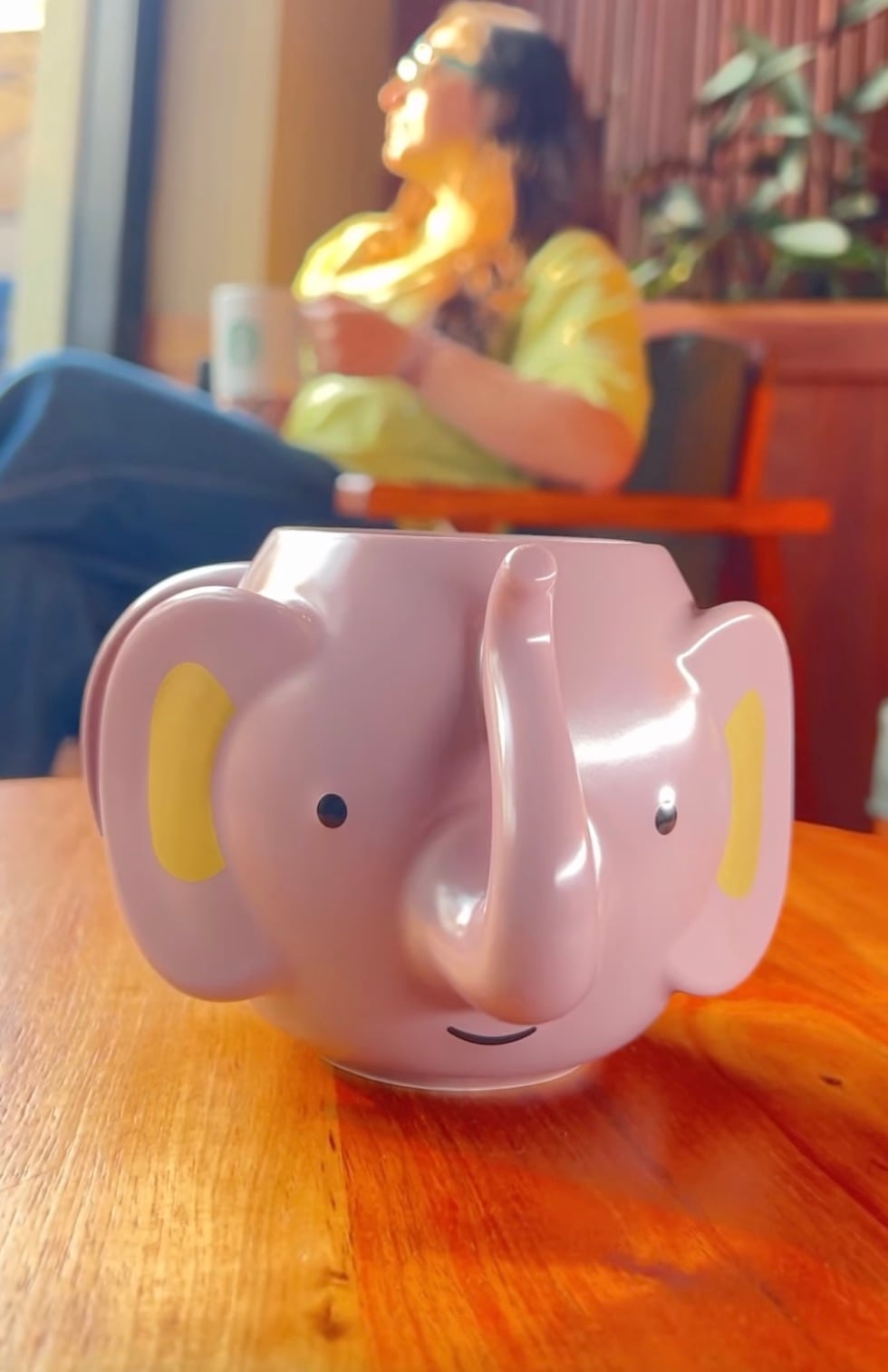 Taza de elefante de Starbucks