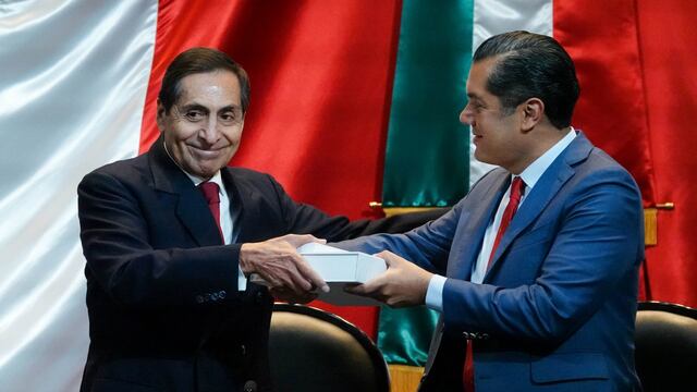 Rogelio Ramírez de la O entrega Paquete Económico 2025