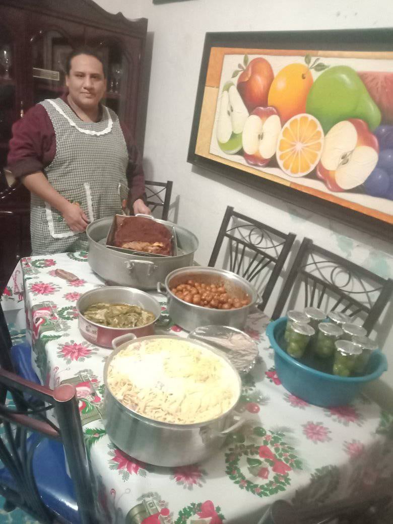 Andrea Alpizar, mujer trans, pide empleo vía Facebook