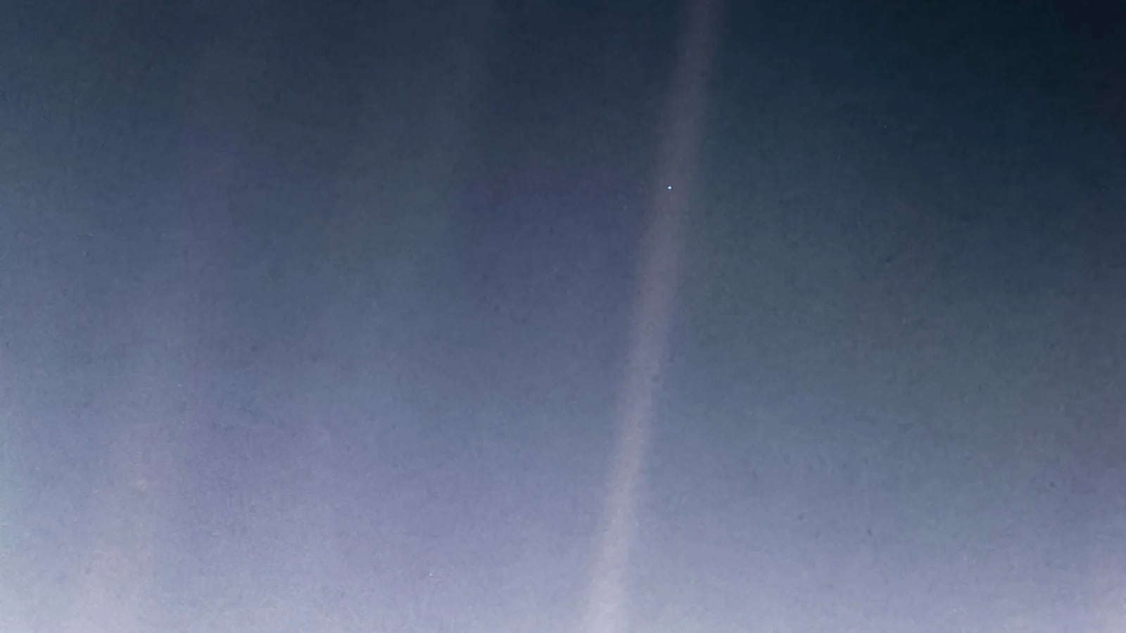 Pálido punto azul de la Tierra