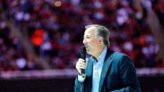 Aún es tiempo de que el candidato se decida, acelere el paso y enmiende su propia plana