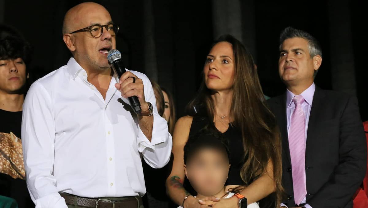 Jorge Rodríguez y su esposa Daniela Rivas