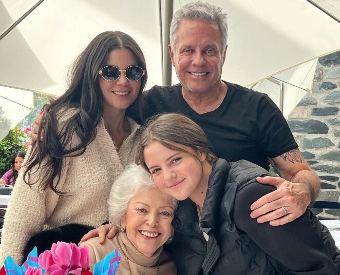 Alexis Ayala y Elina Padró