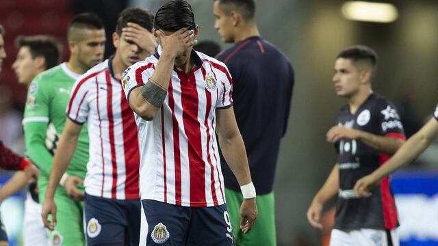 Chivas cayó en el debut de Alberto Coyote