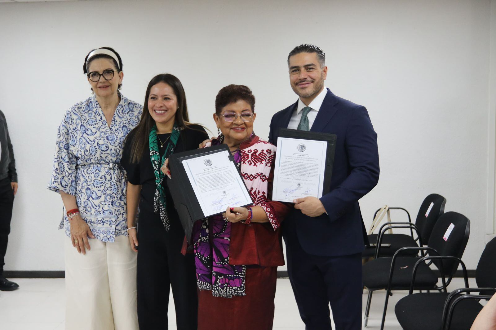 Omar García Harfuch y Ernestina Godoy reciben constancia como Senadores de la República por la CDMX