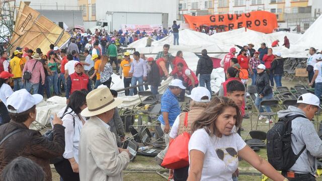 Varios heridos por caída de lona en mitin de Alejandra del Moral
