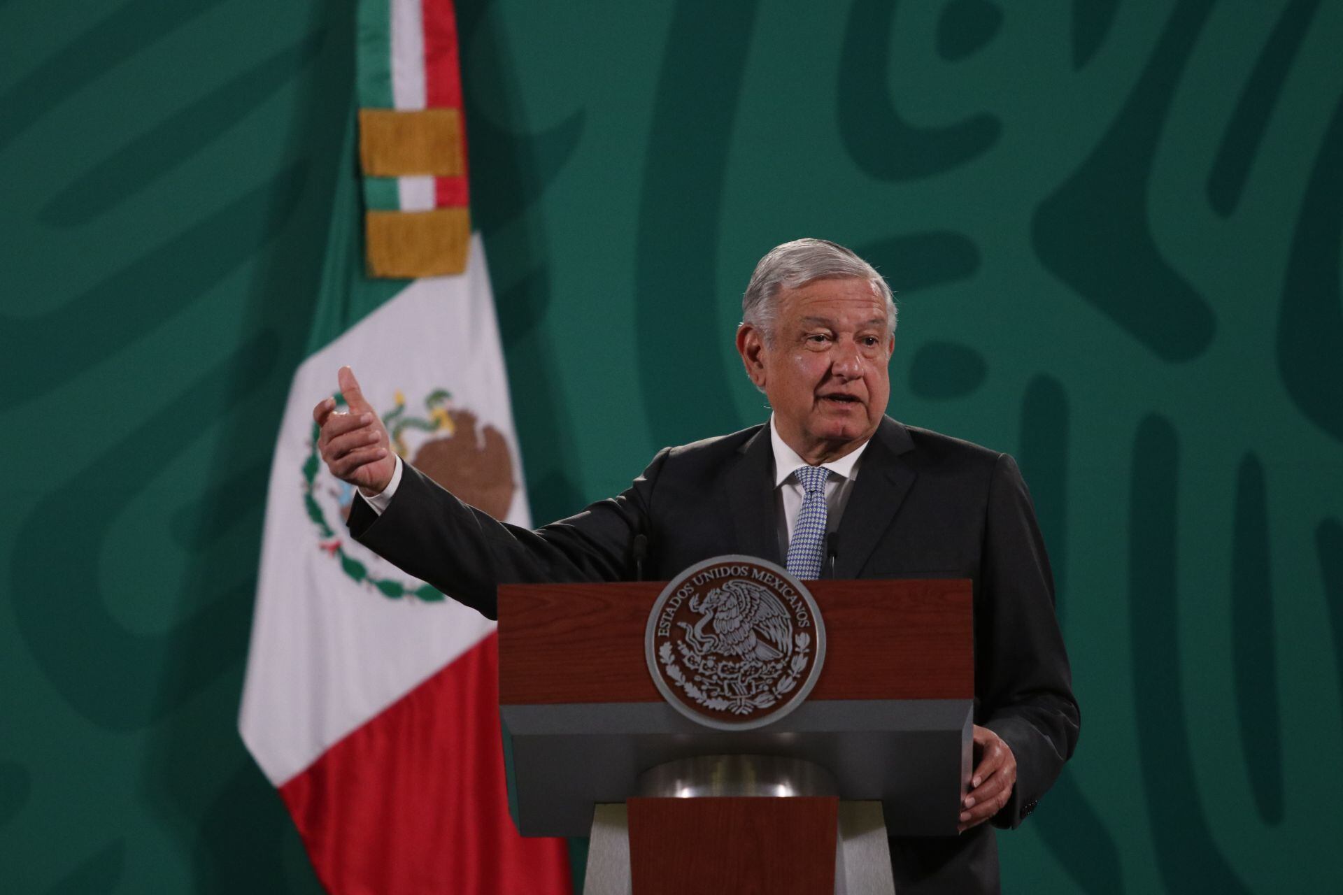 AMLO