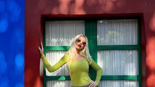 Christina Aguilera visita la Casa Azul y deja mensaje a Frida Kahlo