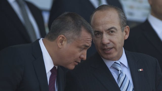 Genaro García Luna con Felipe Calderón.