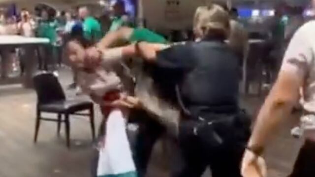 Fans mexicanos arman campal