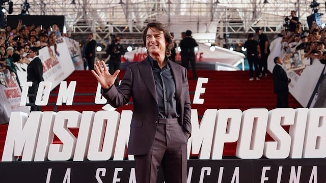 Tom Cruise en la premiere de Misión Imposible: La sentencia final en México