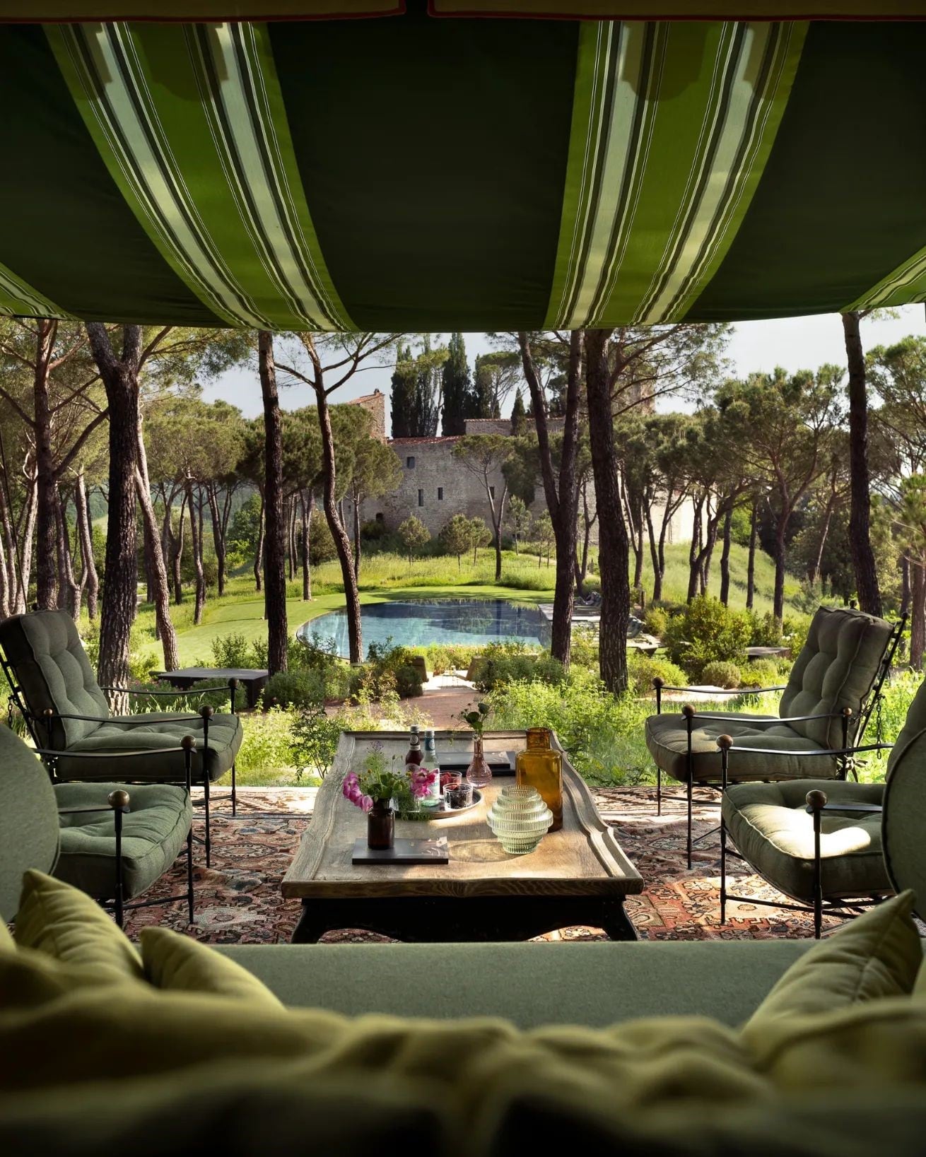 Hotel Castello di Reschio, lugar de ensueño en el que está Camila Sodi