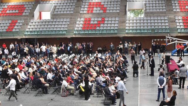 Sesión de la Cámara de Diputados en el Deportivo Magdalena Mixhuca para reforma al Poder Judicial