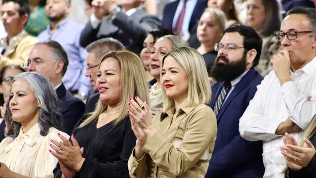 Estrella Palacios Domínguez, alcaldesa de Mazatlán fue victima de robo. Mientras viajaba en la Maxipista Culiacán-Mazatlán fue despojaba de su camioneta.