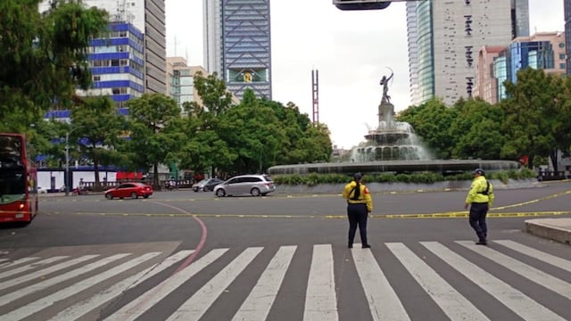 Cierran Paseo de la Reforma por marcha de Ayotzinapa: Alternativas viales